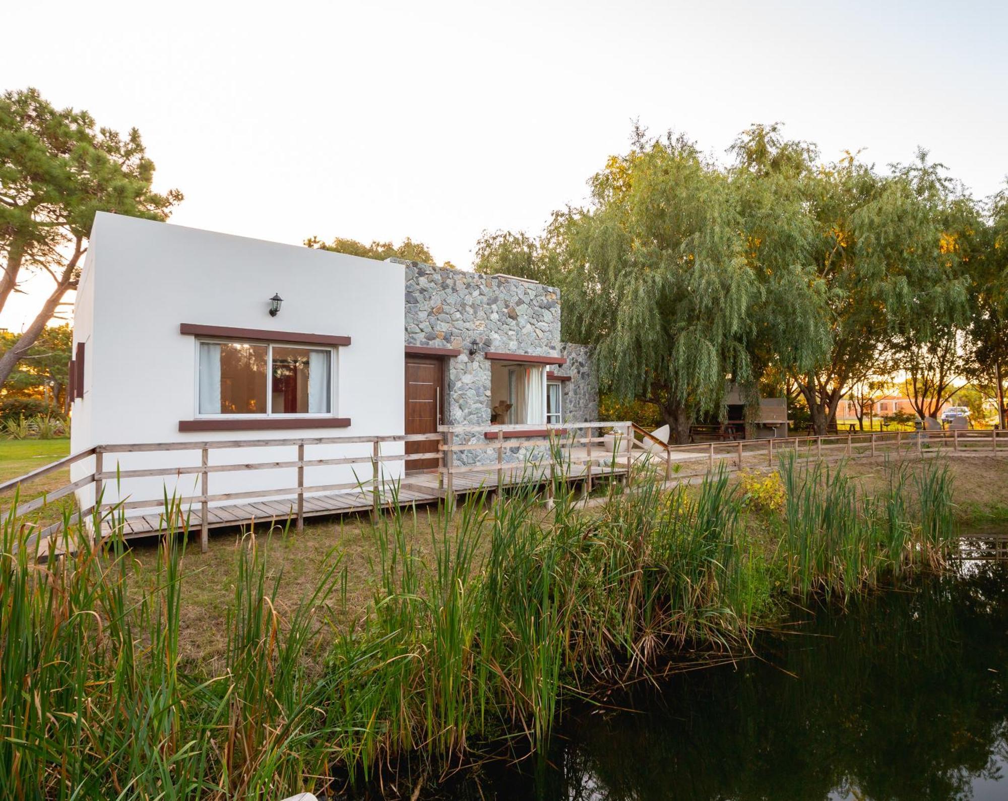 Mar & Campo Lodge *